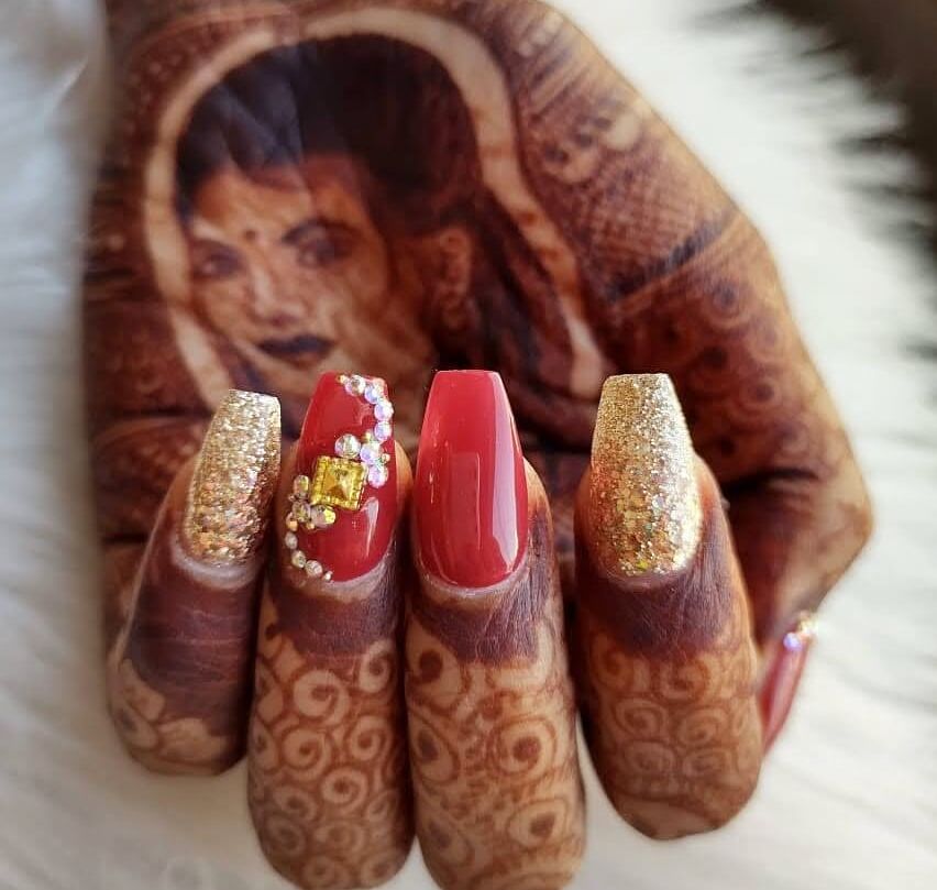Bridal Glitter Glossy Short Press On Nails #286 – Nails Aashu