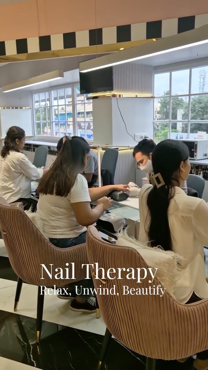 Watch Holy Nails at work